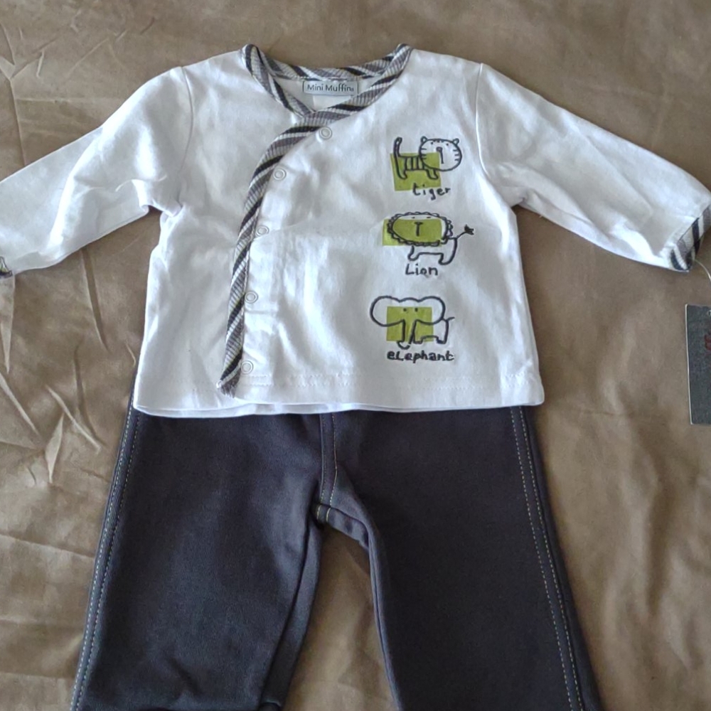 Baby boy size 0-3 month outfit set